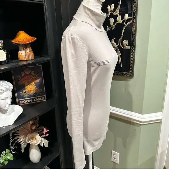 PANGAIA Long Sleeve Turtleneck Top – Size M - Picture 8 of 11